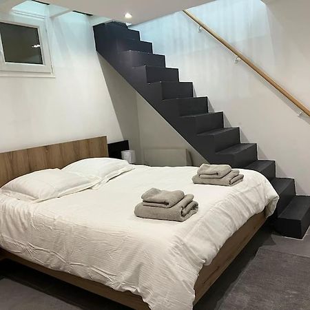 Апартаменты 3 Pieces Au Calme Avec 1 Acces Independant Париж Экстерьер фото