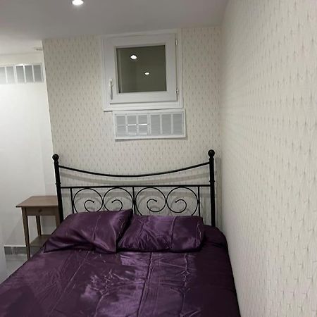 Апартаменты 3 Pieces Au Calme Avec 1 Acces Independant Париж Экстерьер фото