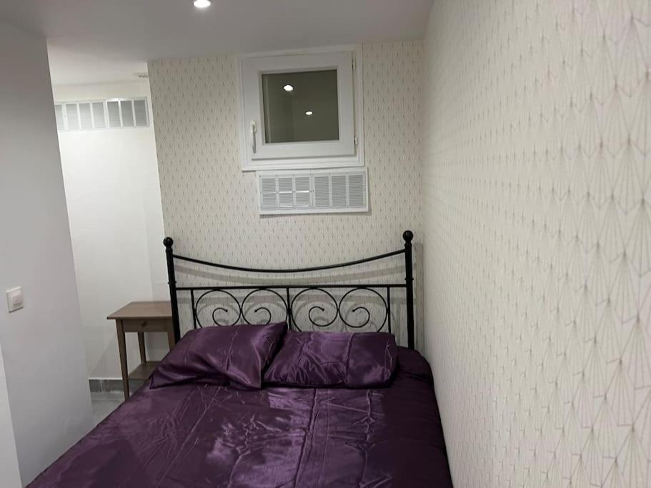 Апартаменты 3 Pieces Au Calme Avec 1 Acces Independant Париж Экстерьер фото